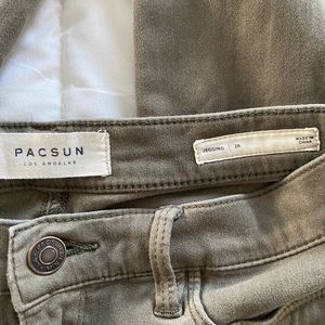 PacSun skinny jegging